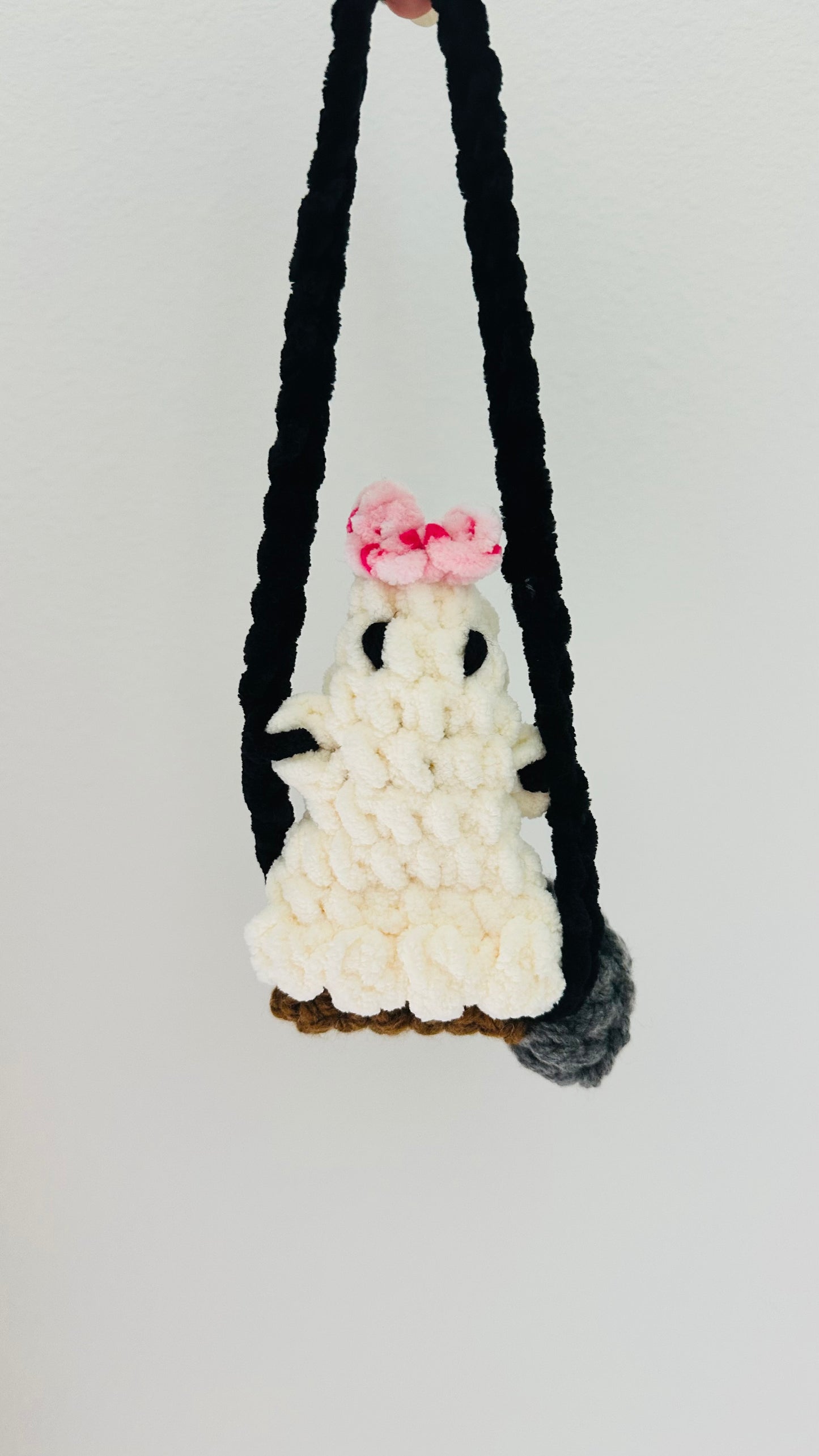 Halloween Hanging Friends