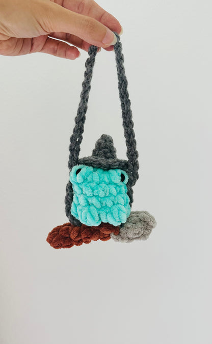 Halloween Hanging Friends