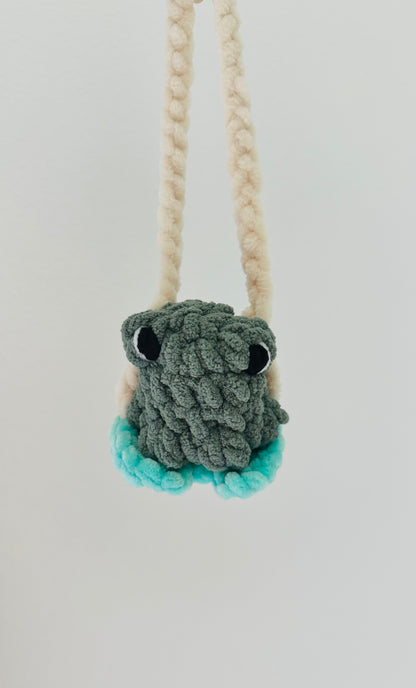 Halloween Hanging Friends