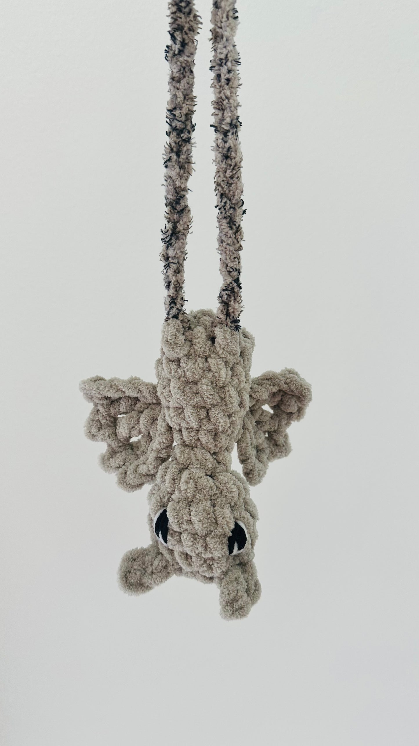 Halloween Hanging Friends