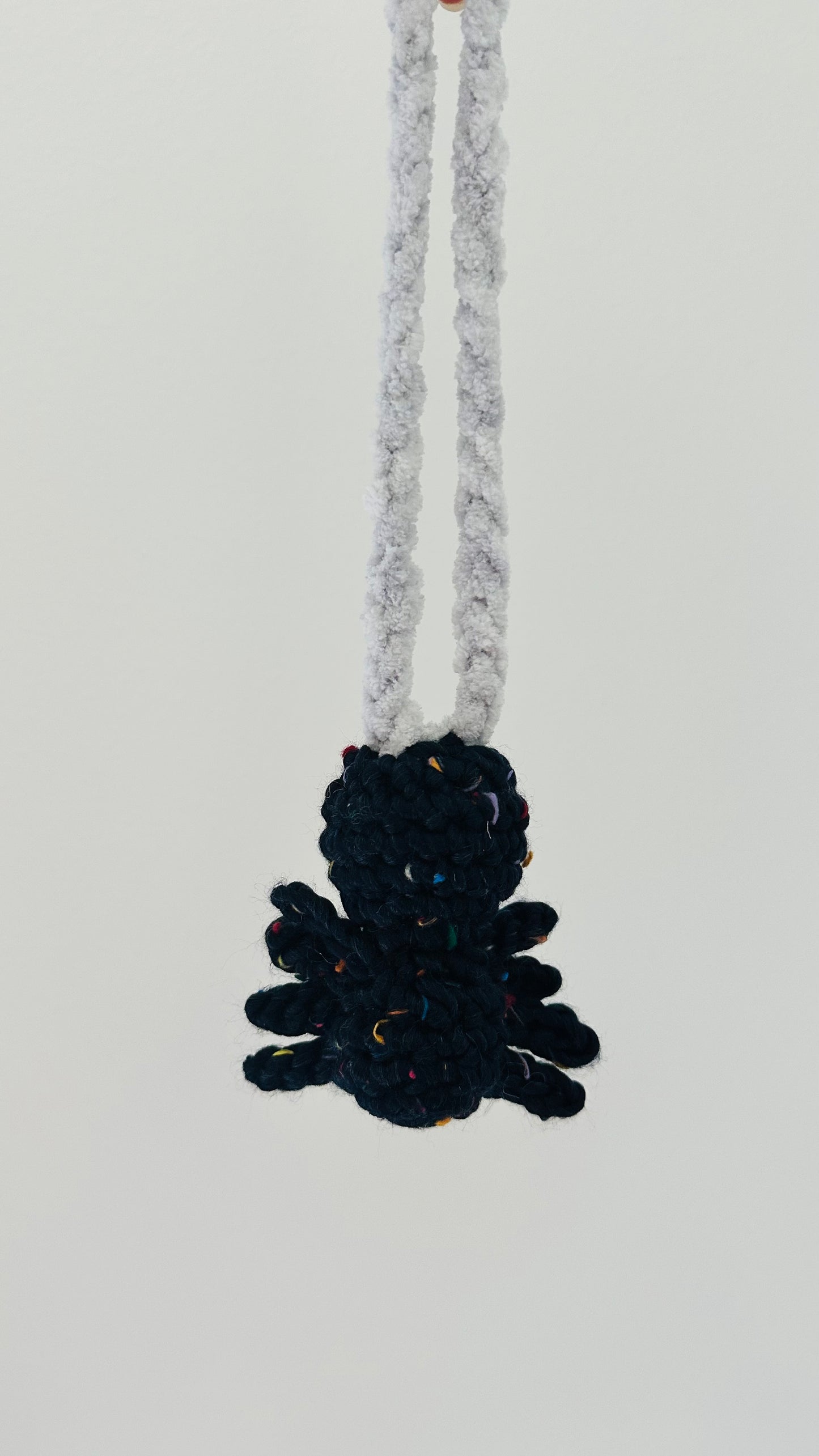 Halloween Hanging Friends